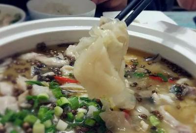 5分鐘教會你做酸菜魚，魚肉勁道更美味