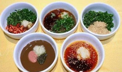 火鍋味道怎樣，湯底和蘸料各占一半的因素，這些蘸料你都吃過？