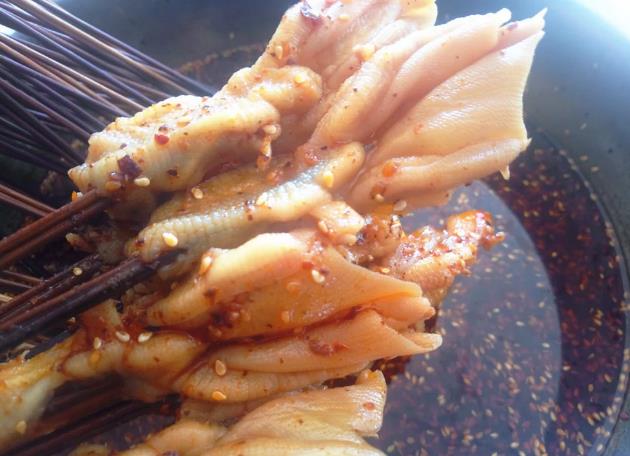 四川特色小吃，看起來很有油吃起來很香