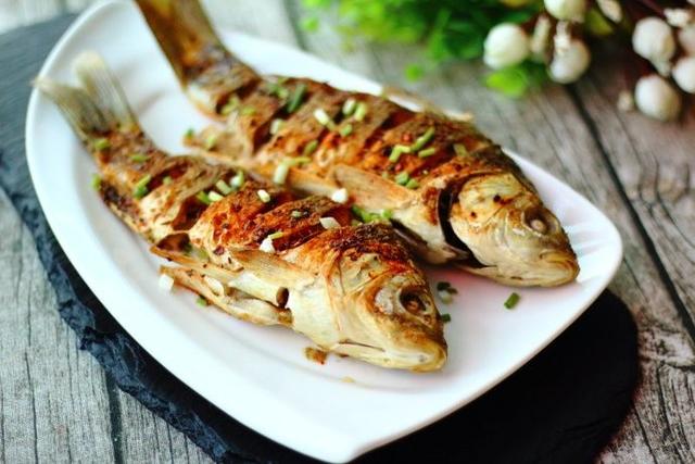 好吃到停不下筷子的香酥烤魚，做法簡單，少油少鹽，吃起來更健康
