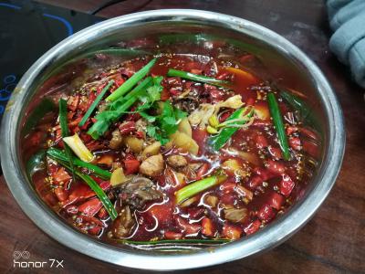  四川學習香辣火鍋兔技術培訓哪里正宗？正宗火鍋兔技術做法，