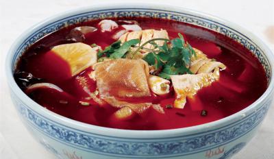 四川專業(yè)冒菜配方訓(xùn)練多少錢？冒菜訓(xùn)練班湯料熬制