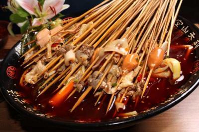 學缽缽雞技術哪里有培訓學校？四川特色小吃培訓