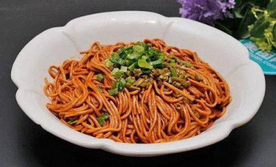 熱干面培訓(xùn)哪里好？熱干面技術(shù)學(xué)會(huì)為止