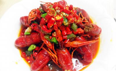 哪里有正宗的小龍蝦技術做法？餐飲培訓學校