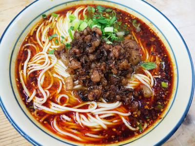 成都學宜賓燃面技術培訓哪家好 ？