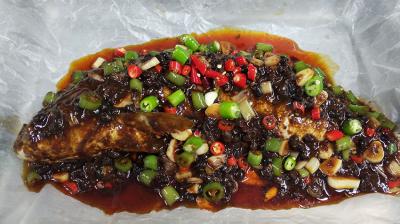 烤魚培訓(xùn)費(fèi)用多少錢？正宗烤魚培訓(xùn)學(xué)校在哪里？