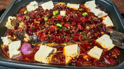 正宗烤魚培訓學校有哪些？成都學燒烤烤魚哪里有培訓班？