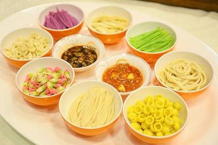 培訓(xùn)面食班學(xué)技術(shù)可以嗎？學(xué)各種面食技術(shù)培訓(xùn)