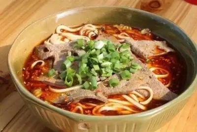 面食技術(shù)培訓(xùn)班哪里學(xué)？尋找面食技術(shù)培訓(xùn)中心