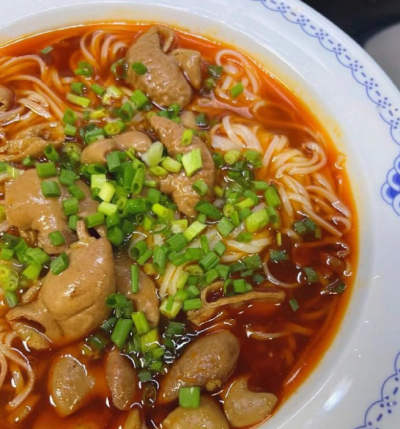 面食培訓技術班哪家好？深入解析面食技術培訓費用差異