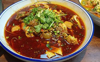 冒菜培訓(xùn)多少錢？  冒菜培訓(xùn)多少錢？