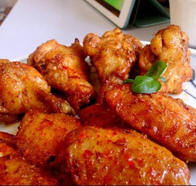 瘋狂烤翅技術培訓班哪里好？蜀味緣專業教學，助您成功創業！