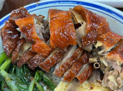 港式燒鵝飯技術(shù)培訓(xùn)哪里好？蜀味緣餐飲培訓(xùn)學(xué)校，助您掌握正宗技藝！